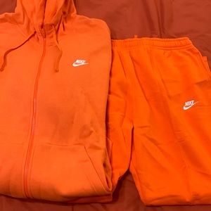 Nike size 3xl sweatsuit